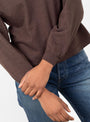 The Mahuna Longsleeve T-Shirt from Sunray Sportswear in Raisin at Couverture & The Garbstore
model detail 