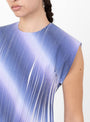 The Ray Of Light Tee from RENATA BRENHA comes in Purple Ray at Covuerture & The Garbstore
detail