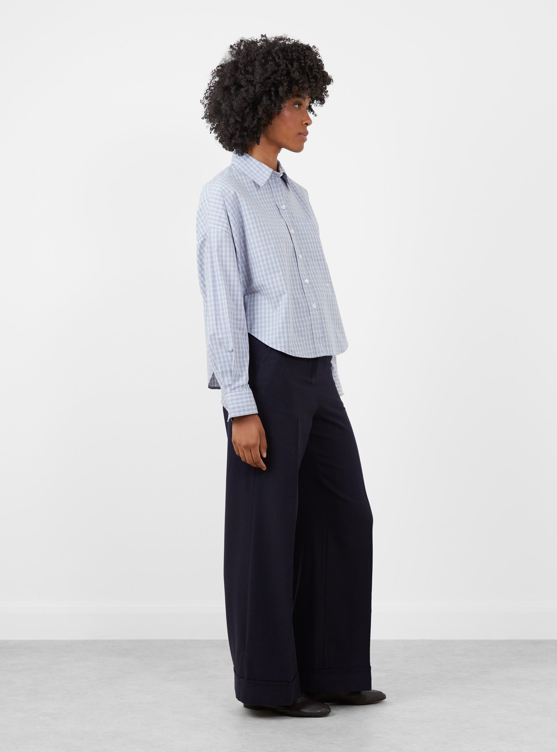 Ginger Shirt Blue Check Blue Check Bellerose (model side) at Couverture & The Garbstore
