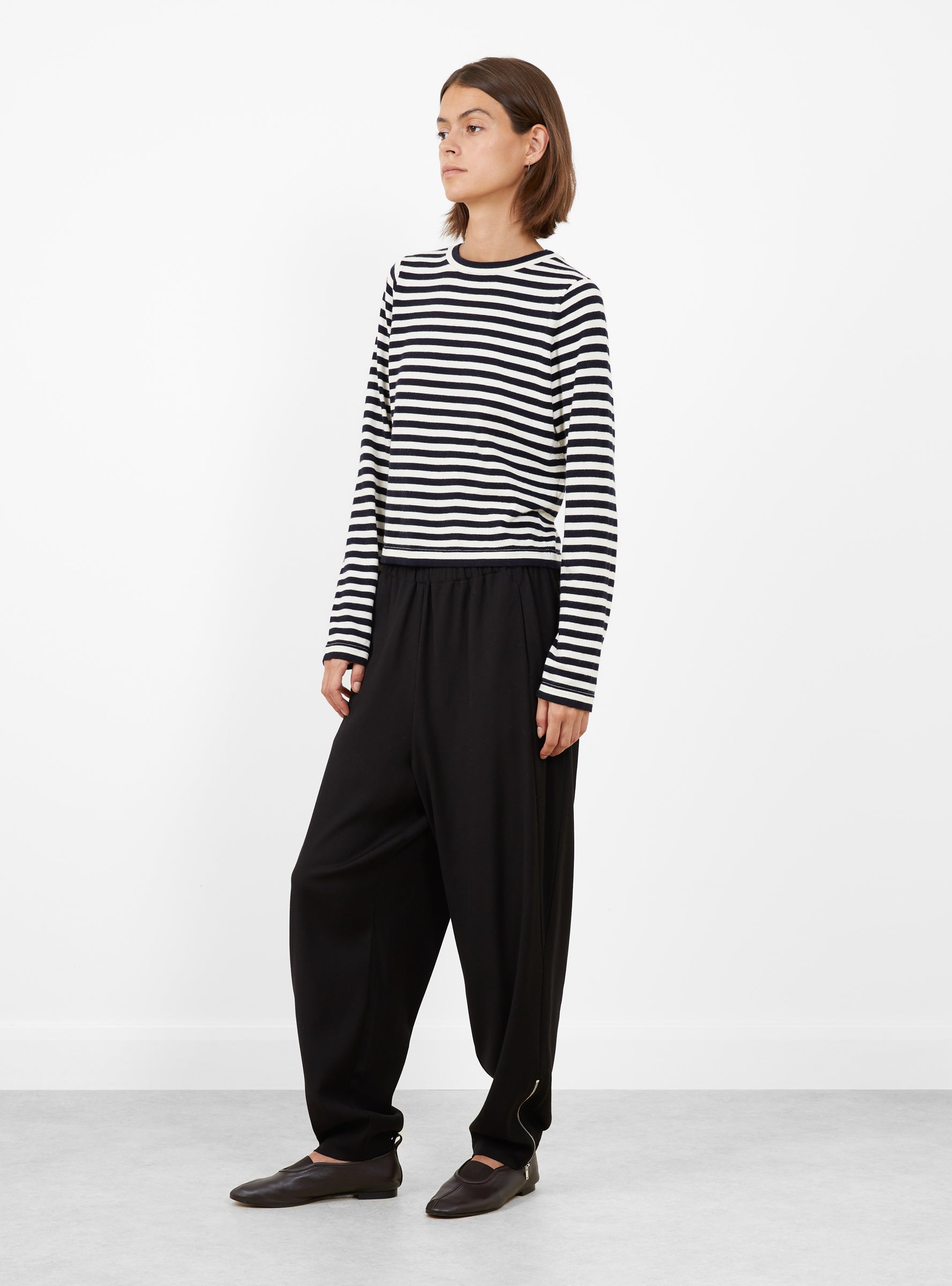 Lounge Pants Black Black CORDERA (model side) at Couverture & The Garbstore