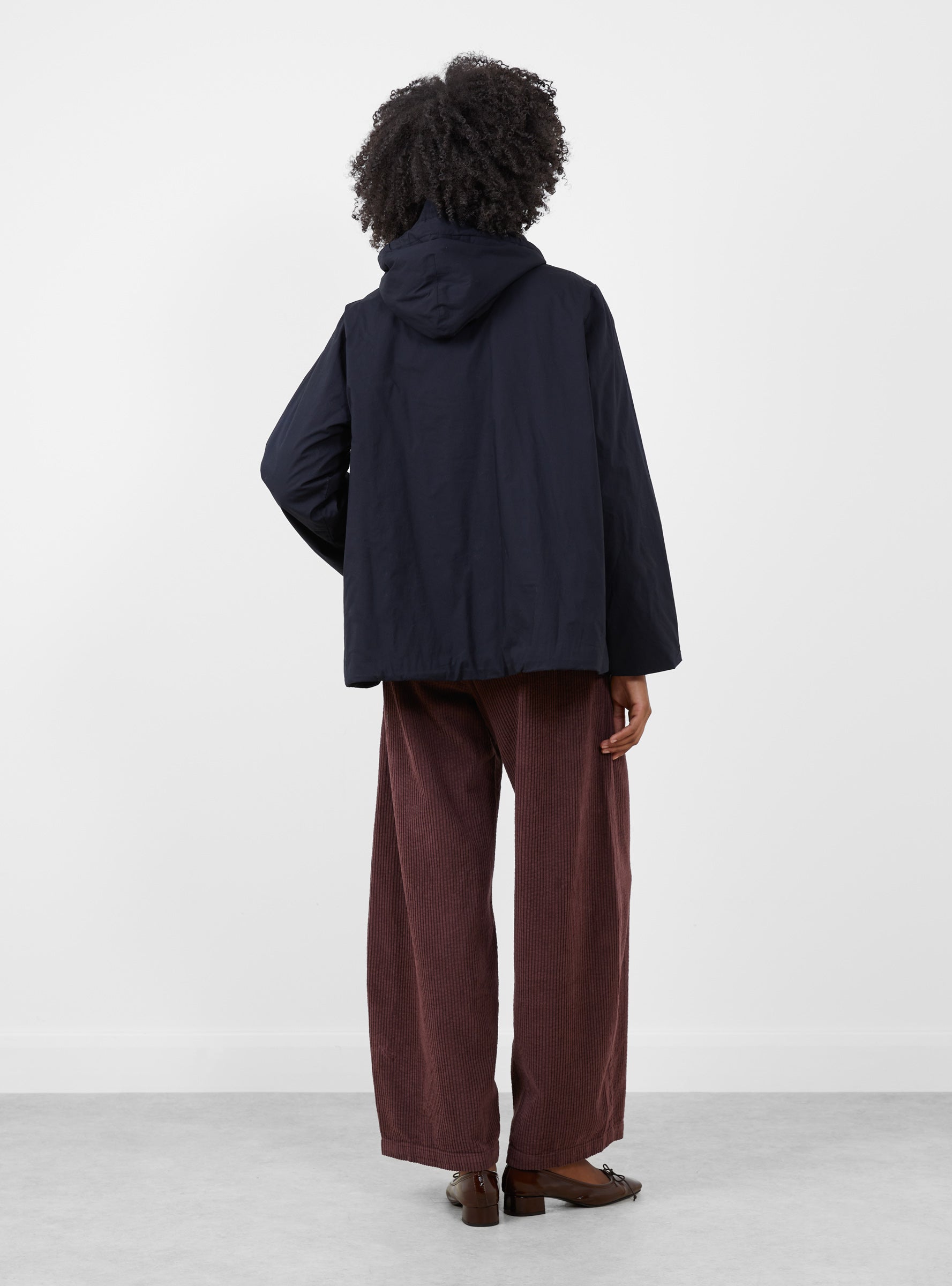 Giacca Petra Jacket Atlantic Atlantic LABO ART (model back) at Couverture & The Garbstore