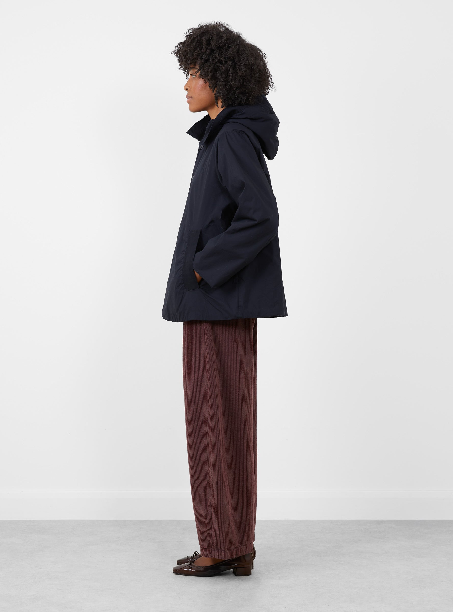 Giacca Petra Jacket Atlantic Atlantic LABO ART (model side) at Couverture & The Garbstore